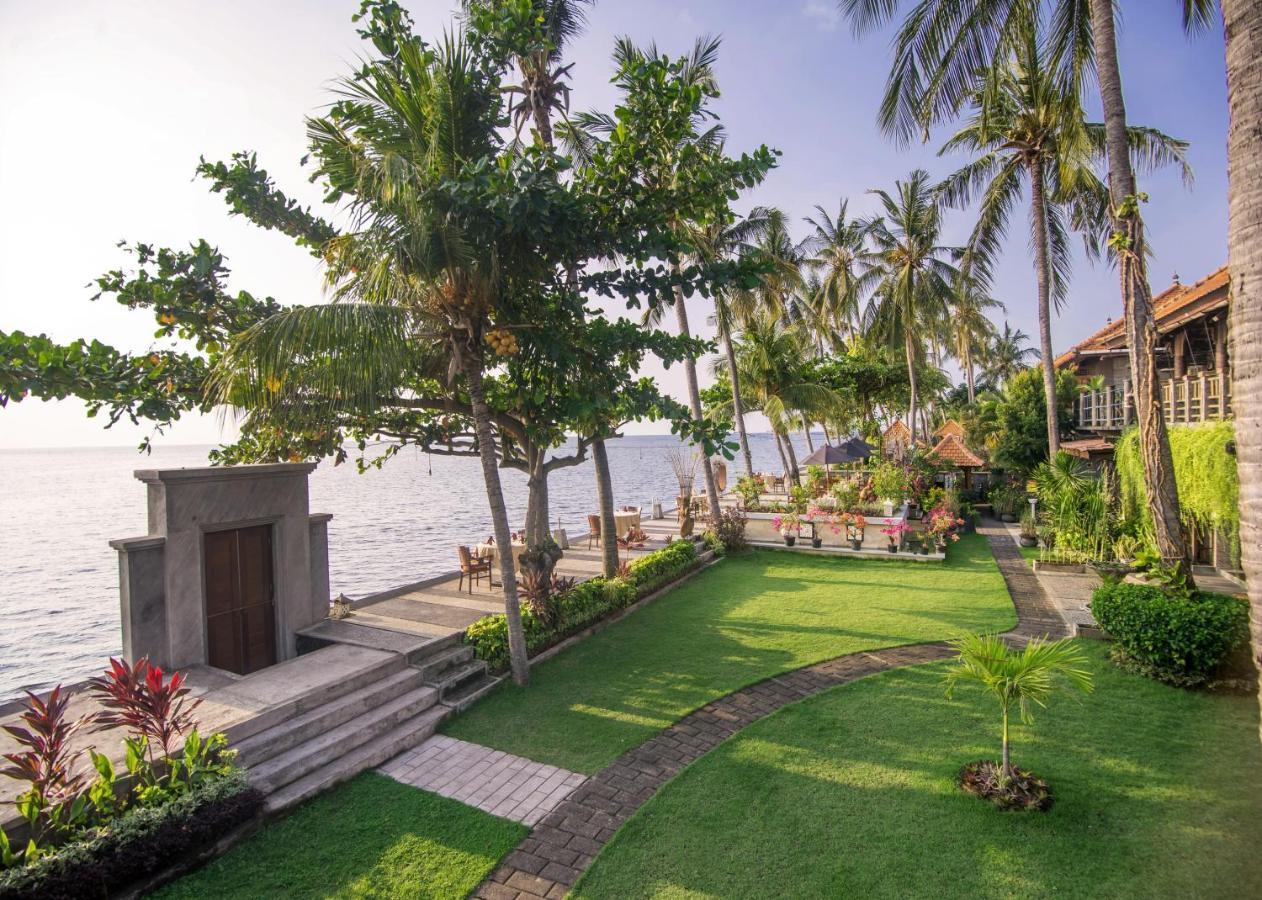 Nugraha Lovina Seaview Resort & Spa Exterior foto