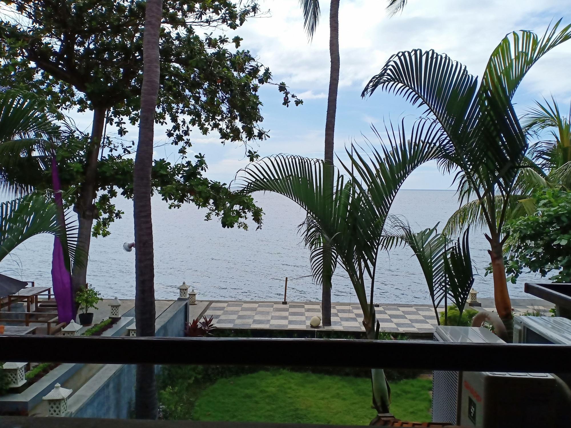 Nugraha Lovina Seaview Resort & Spa Exterior foto